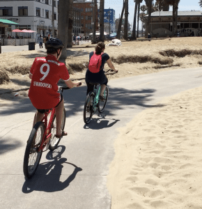 Fietsen van Santa Monica naar Venice Beach