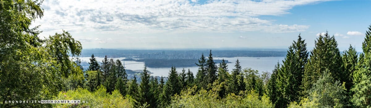 Vancouver vanaf het uitzichtpunt Cypress Lookout