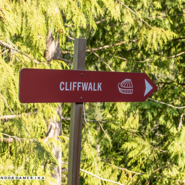 Cliffwalk in Capilano Suspension Bridge Park